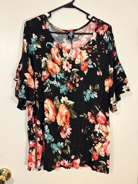 Agnes & Dora Black Floral Short Sleeve Ruffle Top with Coral & Teal Accents